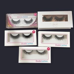 False eyelashes bundle